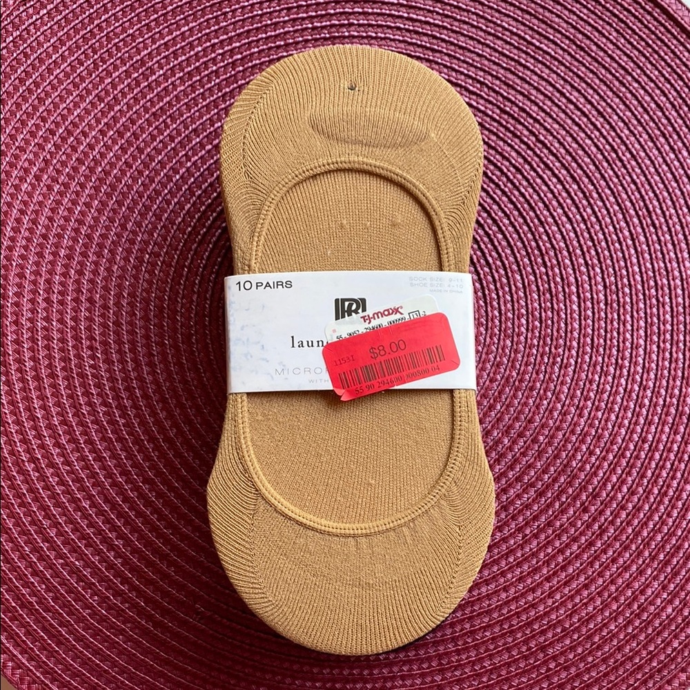NWT Tan and Black No-Show Socks - 10 Pairs by laundry by Design